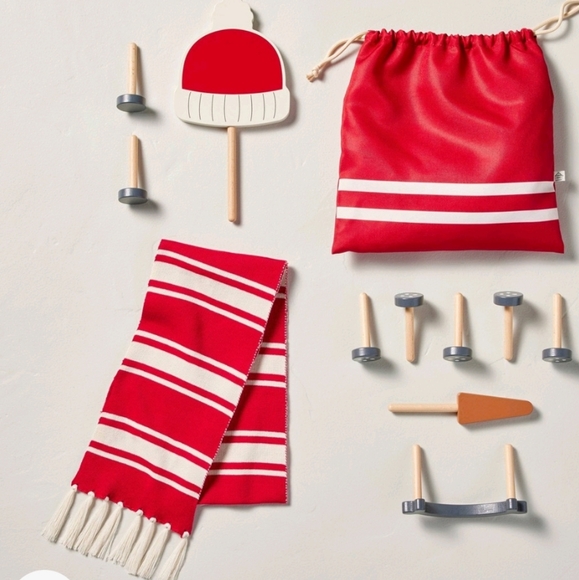 Hearth & Hand Other - Hearth & Hand Build A Snowman Kit